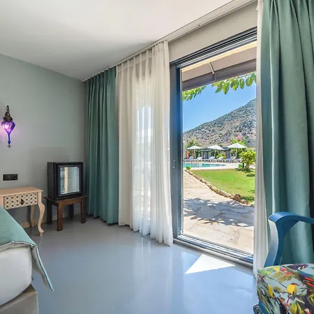 Fi Light Solto Boutique Beach-2